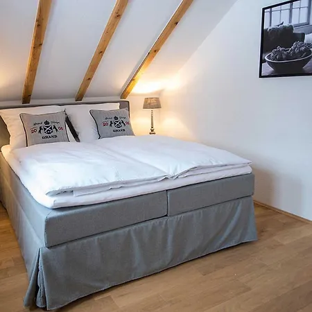 Romantikhuette Neuastenberg *